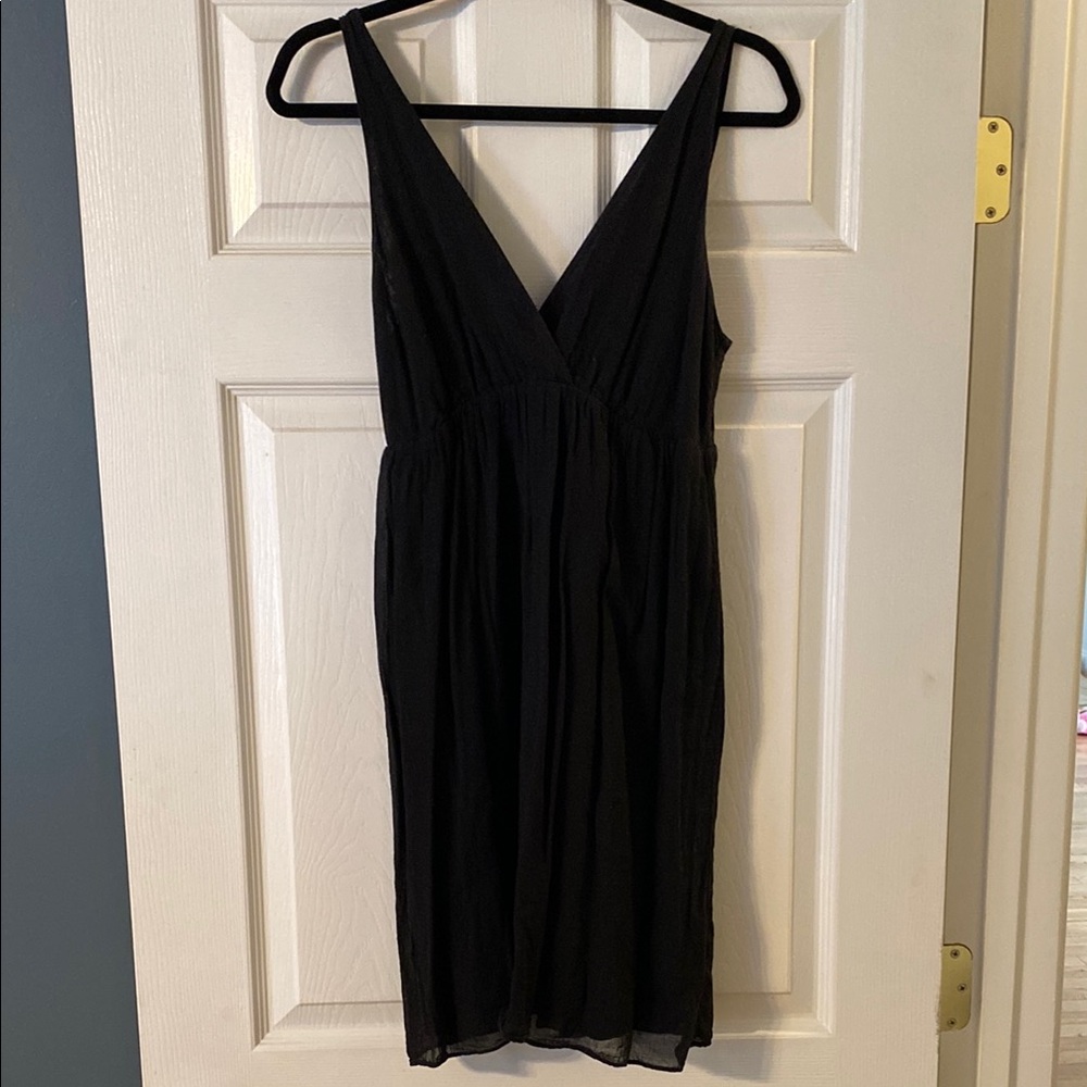 Old Navy Black Mini Dress V-Neck Sleeveless